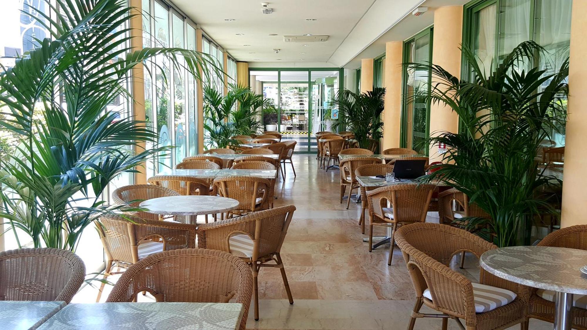 Hotel Poker Риччоне Экстерьер фото